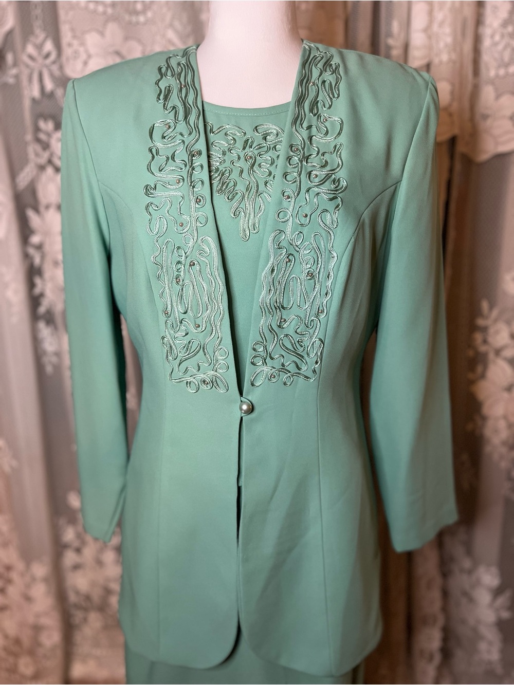 VINTAGE Classic Women's Mint Green Three Piece Suit